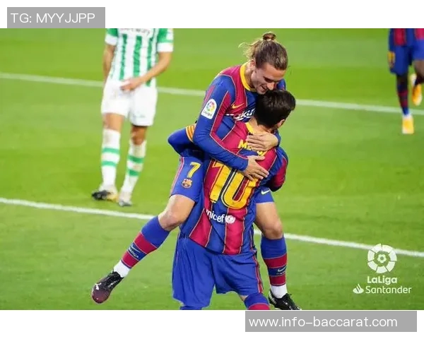 行云流水般的配合卡马文加脚后跟妙传居莱尔助攻姆巴佩双响成就精彩瞬间